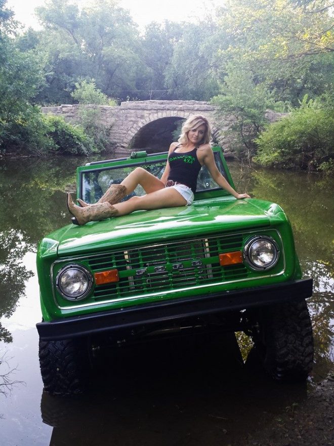 Ford Bronco II получил новую оптику